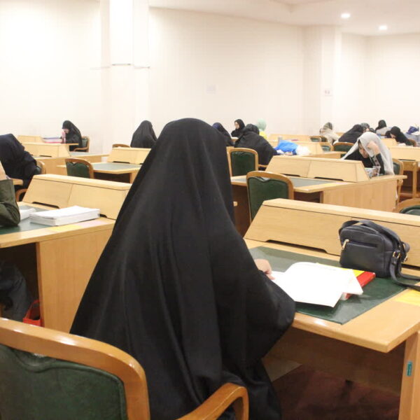 ثبت‌نام بیش از ۵۰۰ نفر در بخش خواهران کتابخانه فاطمی