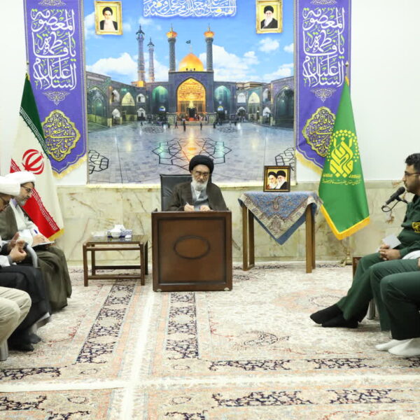 دشمن به دنبال ضربه زدن به اجتماعات معنوی است