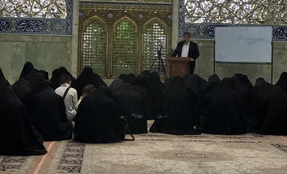 পবিত্র কোম নগরীতে ৬০০ জনেরও বেশি মুমিন নারী পবিত্র কুরআন মুখস্থ করার তাৎপর্য, প্রয়োজনীয়তা এবং পদ্ধতি সম্পর্কে জ্ঞান অর্জন করছেন।