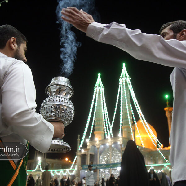 حال و هوای حرم بانوی کرامت در شام میلاد حضرت زینب(س)