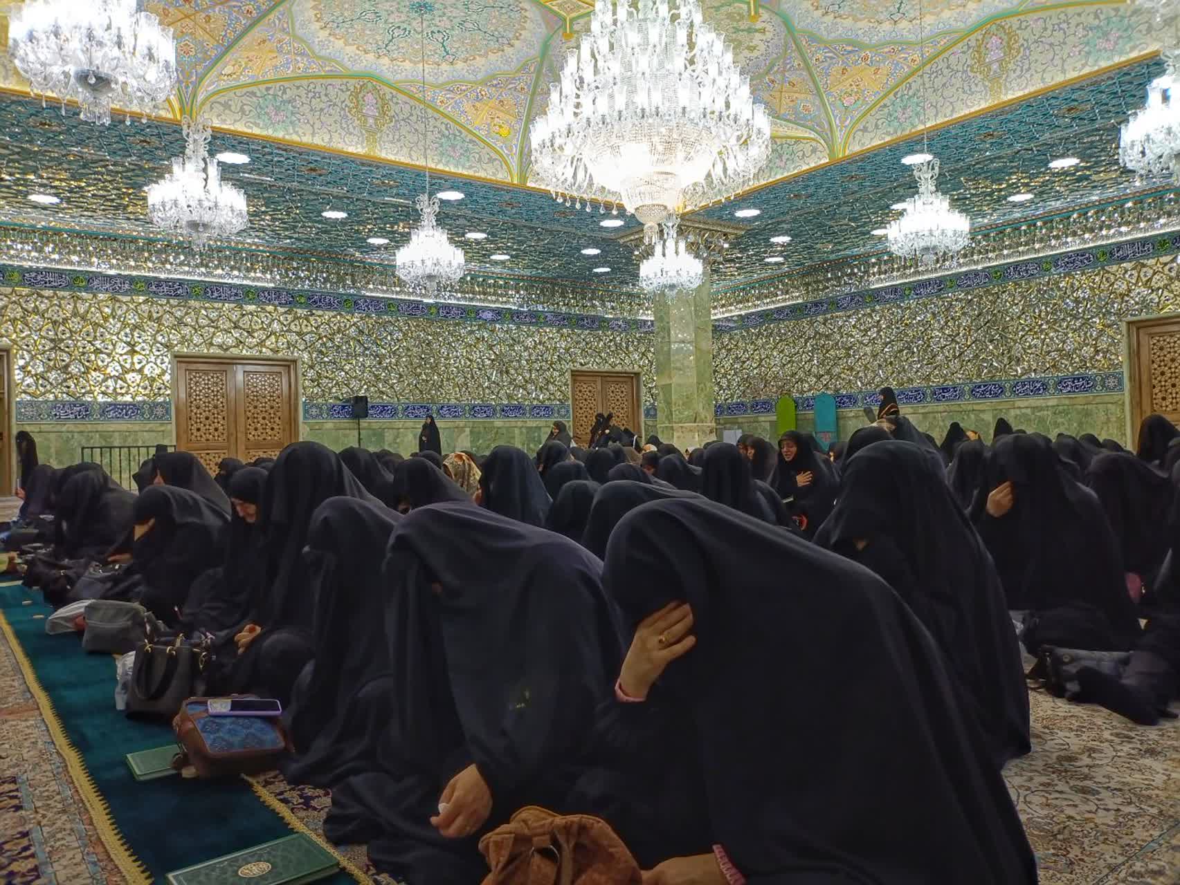 تبیین شاخصه‌های بانوان فاطمی در محفل «بفرمایید روضه»