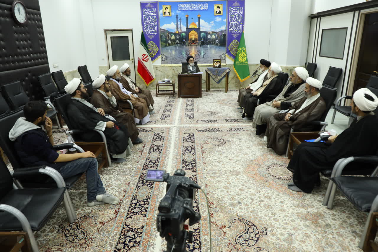 پیروی کامل از ولی فقیه، مهمترین عامل برای رفع موانع ظهور است پیروی کامل از ولی فقیه، مهمترین عامل برای رفع موانع ظهور است