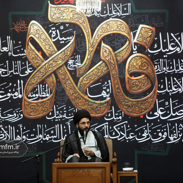 شعار «مرگ بر آمریکا» و «مرگ بر اسرائیل» رحمانی‌ترین شعارهاست