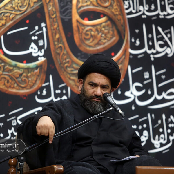 تهدیدهای دشمن مانند مجسمه‌های بادی توخالی است