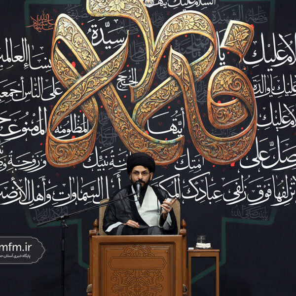 جدایی دین از سیاست شعار راحت‌طلبان است