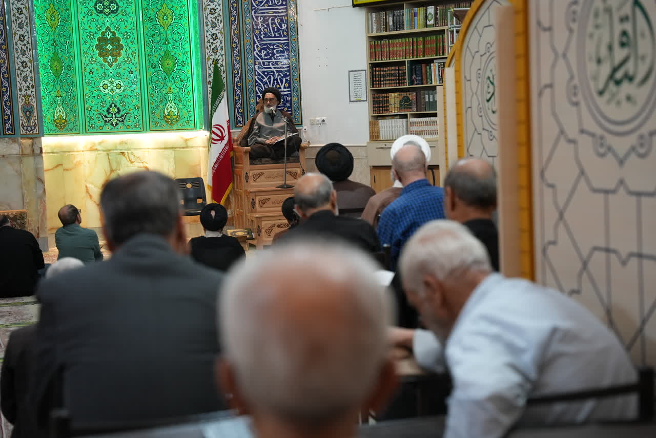 عزاداری شام شهادت حضرت زهرا (س) باحضور آیت‌الله سعیدی در مسجد چهارده معصوم(ع) قم