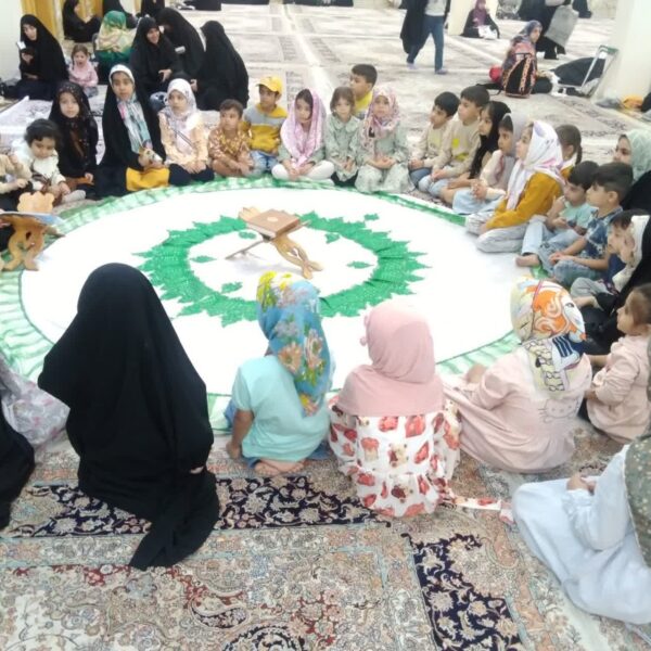 انس کودکان با قران کریم در محفل کودکانه «نغمه‌های نور»