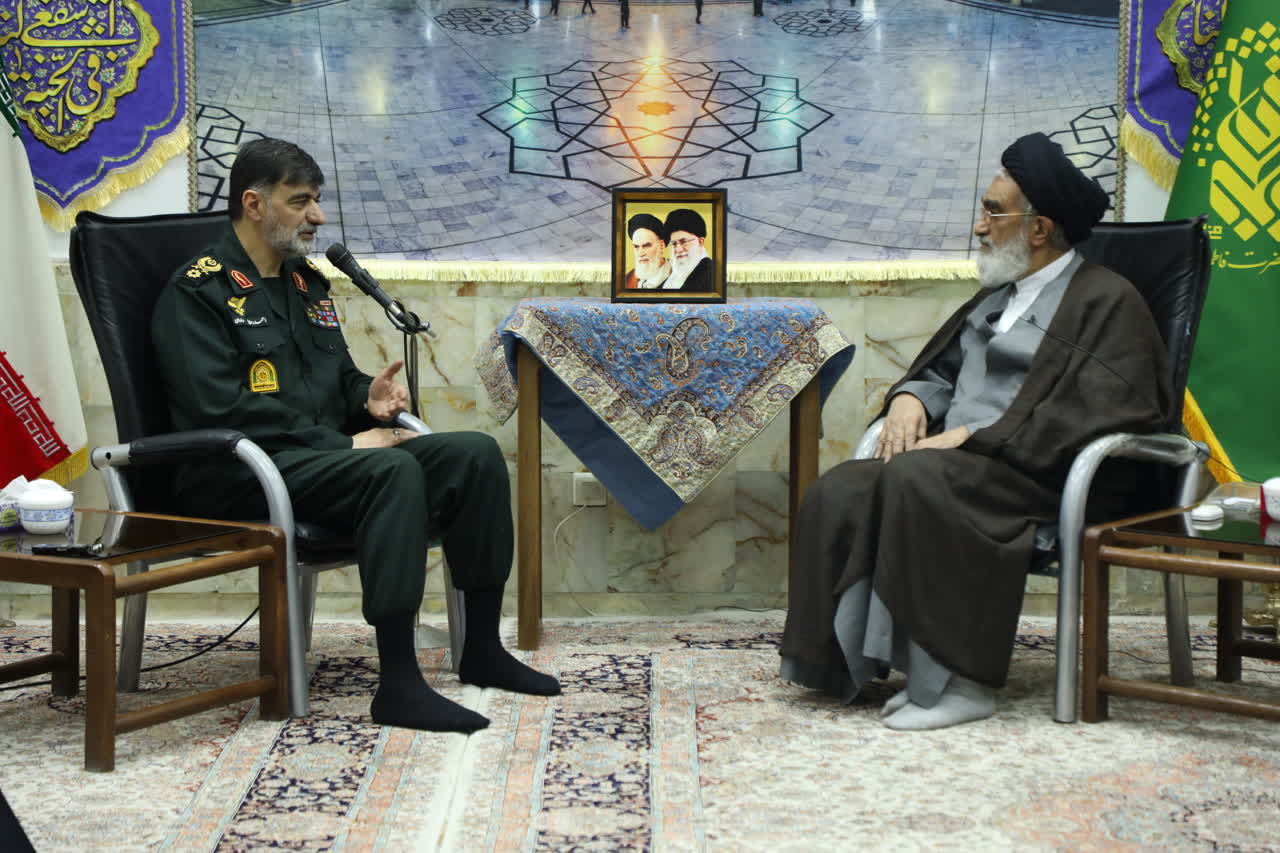 دیدار فرمانده انتظامی کشور با آیت‌الله سعیدی