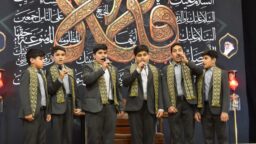 تلاوت و جمع‌خوانی قاریان نوجوان عراقی در حرم بانوی کرامت