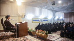 خانواده شهدا با آیت الله سعیدی دیدار کردند