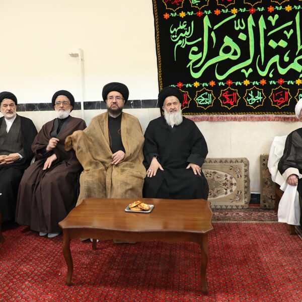 حضور تولیت آستان مقدس در مراسم عزاداری شهادت حضرت زهرا(س) بیت آیت الله مکارم شیرازی