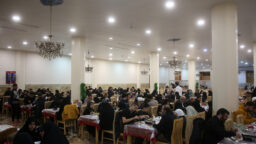 توزیع بیش از چهل هزار وعده غذای گرم بین زائران حرم بانوی کرامت در ایام فاطمیه