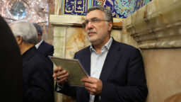 تشرف وزیر بهداشت به حرم حضرت فاطمه معصومه (س)