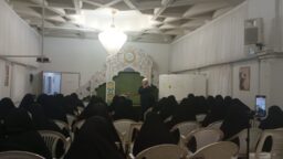 آموزش احکام آرایش‌های نوپدید ویژه بانوان در حرم بانوی کرامت