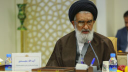 بقاع متبرکه باید مواضع روشن و به‌روز در رویدادهای جهان داشته باشند