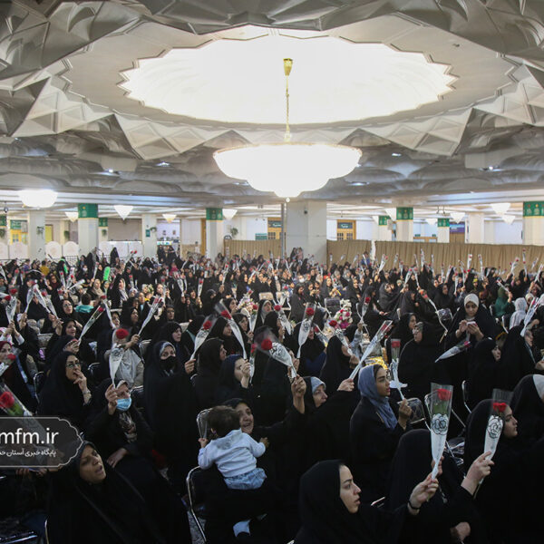 تکریم بانوان خادم و همسران خدام حرم حضرت معصومه (س)