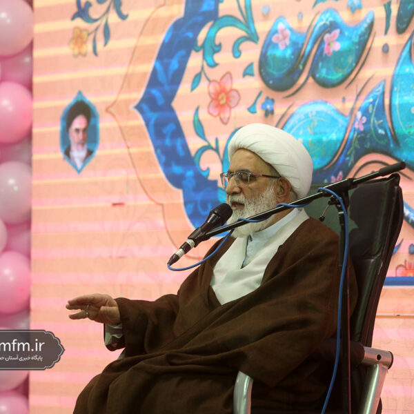 مودت، رحمت و دلسوزی زیربنای زندگی مشترک است