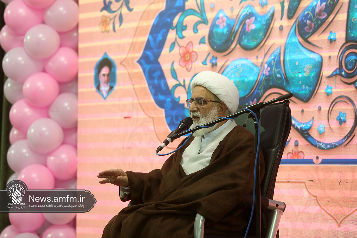 مودت، رحمت و دلسوزی زیربنای زندگی مشترک است مودت، رحمت و دلسوزی زیربنای زندگی مشترک است