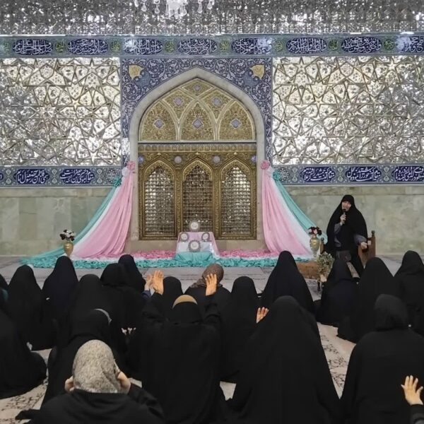 جشن دخترانه ولادت حضرت زهرا(س) در حرم بانوی کرامت