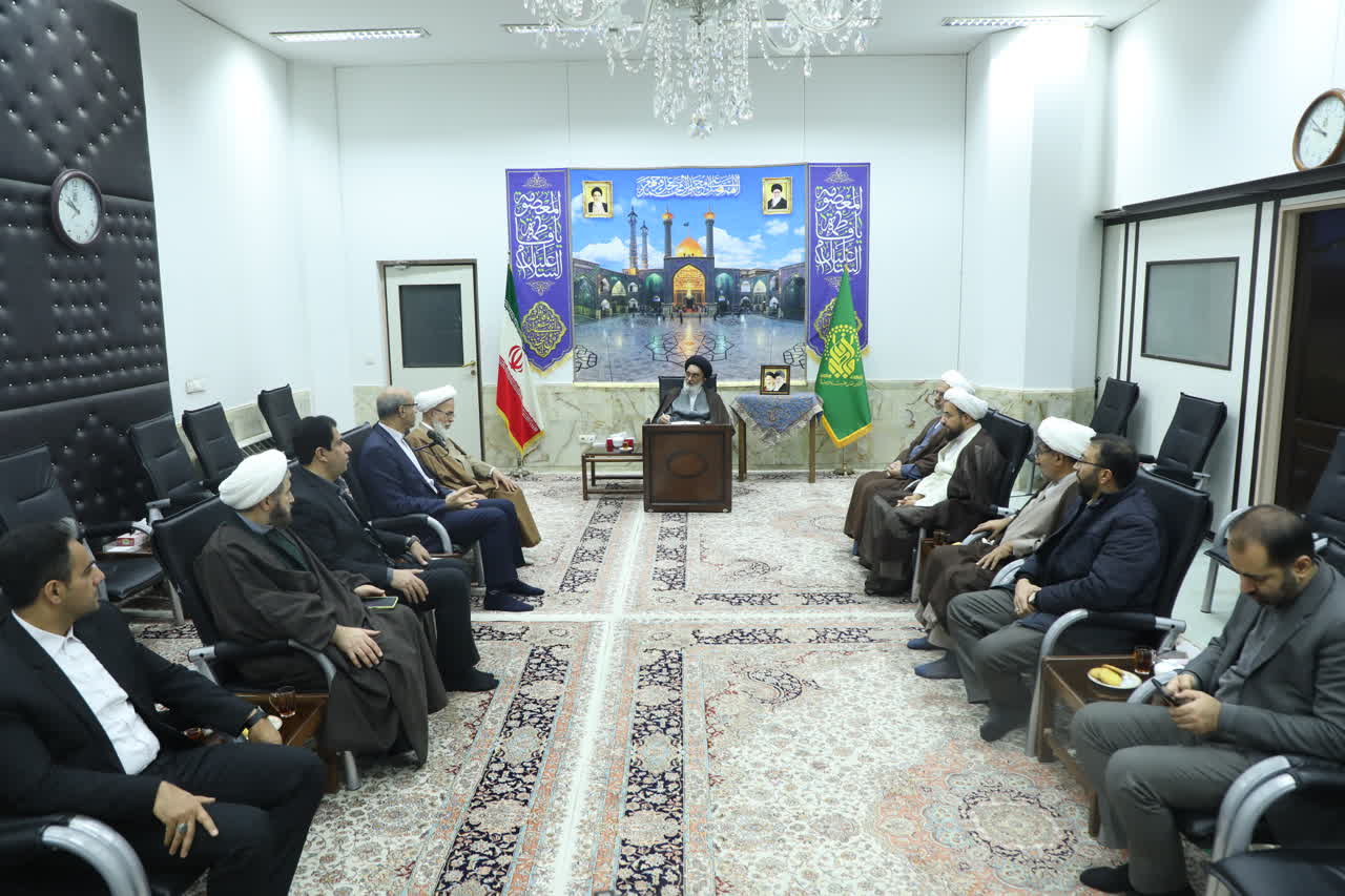 سیره اهل بیت علیهم السلام باید در رفتار مردم و مسئولان دیده شود سیره اهل بیت علیهم السلام باید در رفتار مردم و مسئولان دیده شود