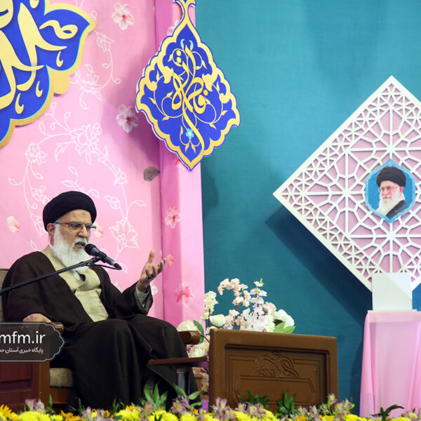 مؤمنان در امتحانات الهی نباید دچار اشتباه محاسباتی شوند