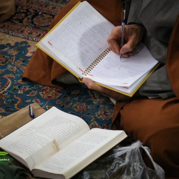 تضمین سلامت محتوایی آثار در اولویت فعالیتهای پژوهشی حرم قرار دارد