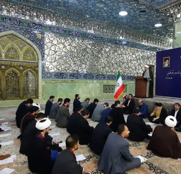 تحلیف قضات جدیدالورود دستگاه قضایی در حرم مطهر حضرت معصومه(س)