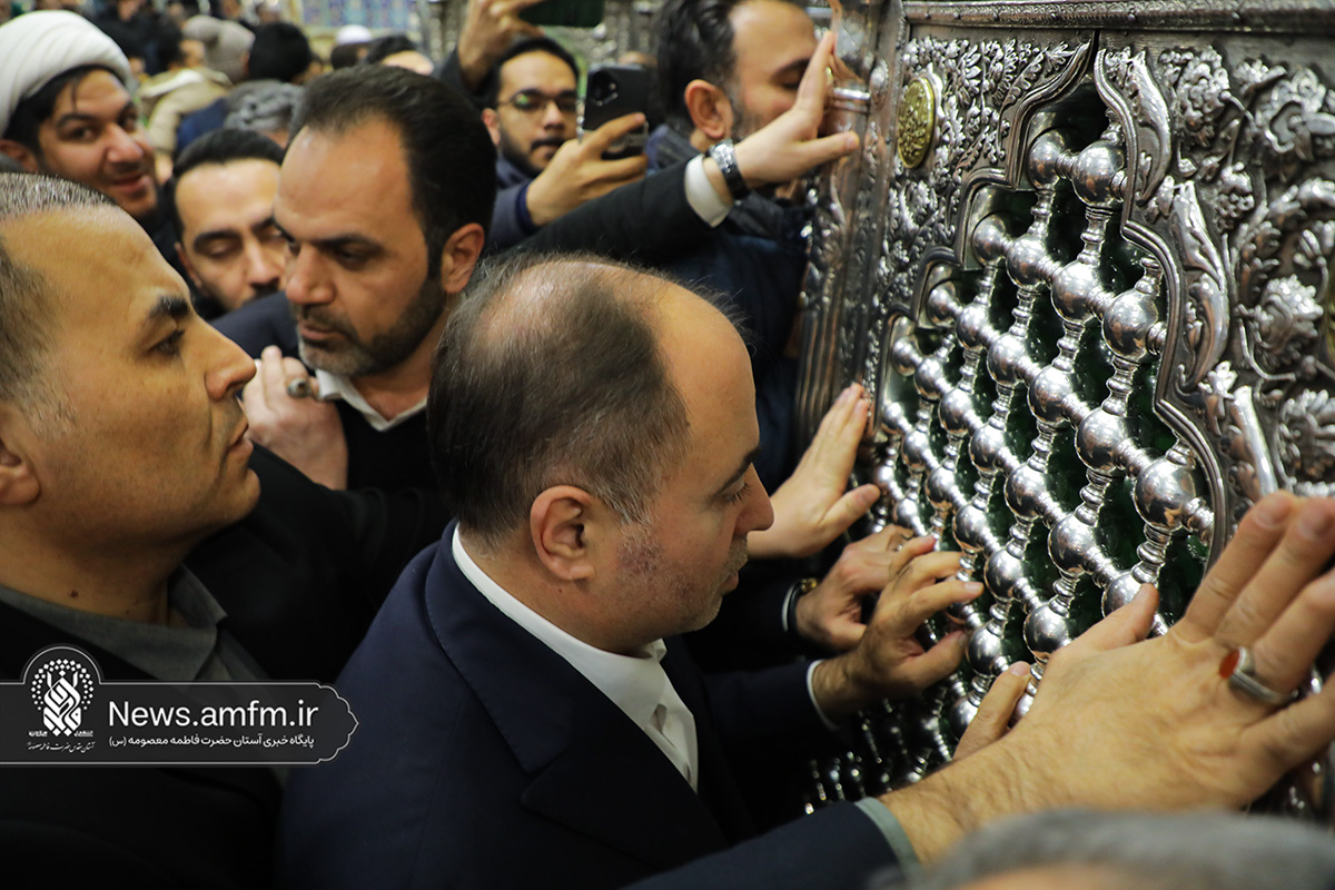 وزیر جهاد کشاورزی زائر حرم بانوی کرامت شد