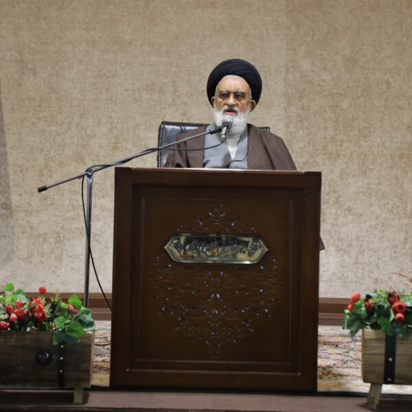 مرجعیت عامل وحدت و دوستی ایران و عراق هستند