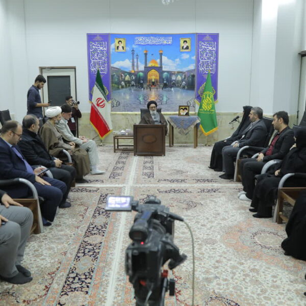 مسئولیت‌های فرهنگی باید به افراد اندیشمند و آگاه سپرده شود