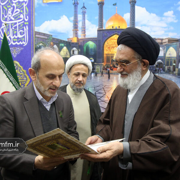 رئیس صداوسیما خادم تشرفی حرم حضرت فاطمه معصومه(س) شد