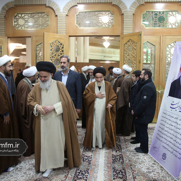 بزرگداشت آیت‌الله مصباح یزدی در حرم حضرت فاطمه معصومه (س)