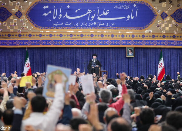 در مقابل جنگ نرم دشمن بی‌تفاوت نباشیم/ با همراهی مردم دشمن را به زانو در می‌آوریم