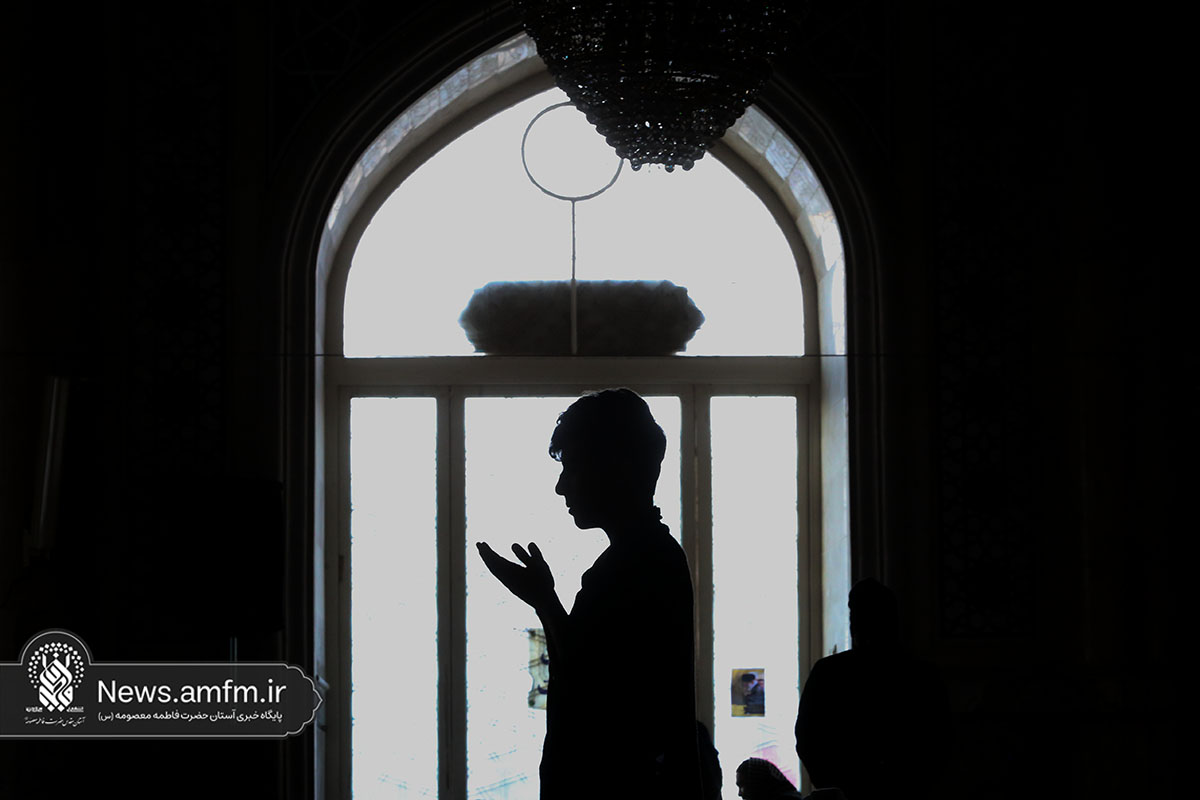 آیین معنوی اعتکاف در جوار بارگاه ملکوتی کریمه اهل بیت(س)