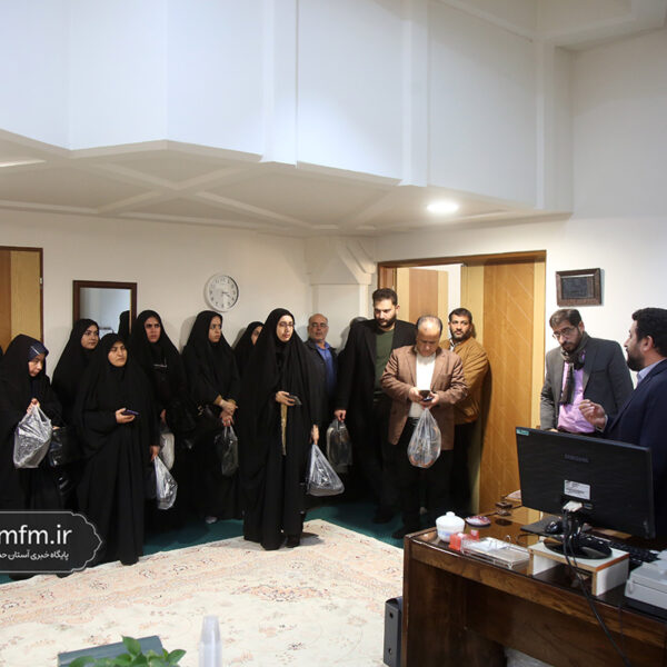 بازدید اصحاب رسانه قم از بخش‌های فرهنگی حرم بانوی کرامت