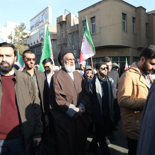 حضور آیت‌الله سعیدی در راهپیمایی محکومیت اغتشاشات اخیر