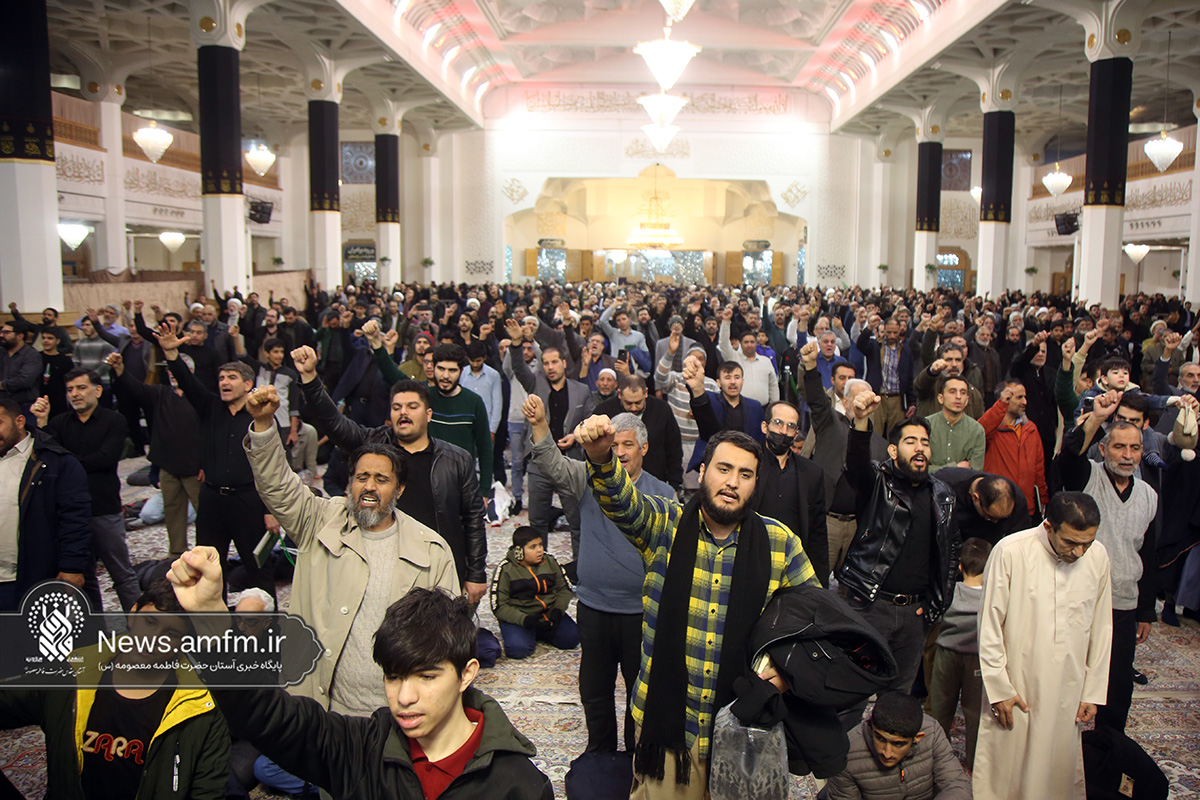 ابراز انزجار زائران حرم قم از اغتشاشگران دست پروده آمریکا