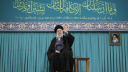 ملت ایران با وحدت کمر فتنه را شکست/ همه باهم برای ایران عزیز