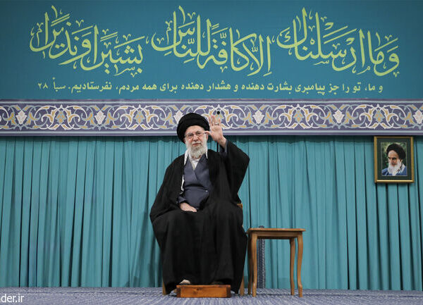 ملت ایران با وحدت کمر فتنه را شکست/ همه باهم برای ایران عزیز