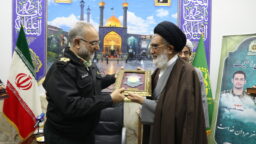 تقدیر از خدمات نیروهای جان‌برکف فراجا توسط تولیت حرم بانوی کرامت