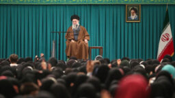 آشنایی بانوان قمی با رهنمودهای مقام معظم رهبری در محفل «راه نشان»