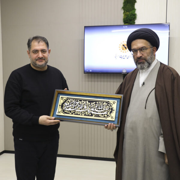 بازدید معاون فرهنگی حرم مطهر بانوی کرامت از خبرگزاری اهل‌بیت(ع) + تصاویر