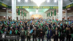 تجلیل از جانبازان استان قم در حرم حضرت فاطمه معصومه (س)