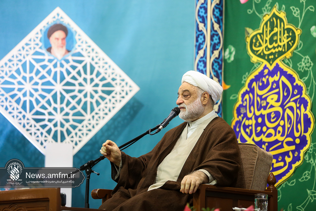 دستگیری از دیگران از برترین اعمال ماه شعبان است