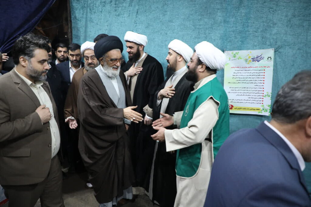 بازدید آیت‌الله سعیدی از موکب‌های طریق المهدی در نیمه شعبان