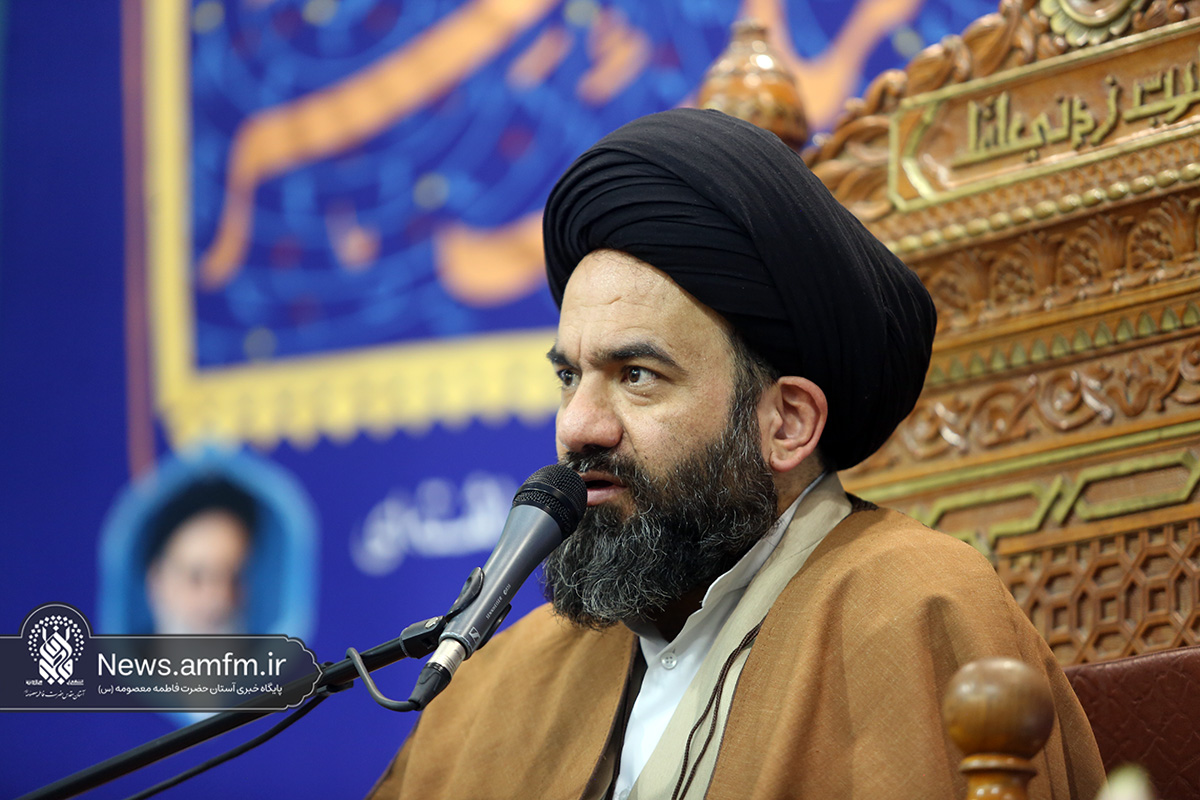 امروز محتکر و گرانفروش هیچ فرقی با صهیونیست ندارد امروز محتکر و گرانفروش هیچ فرقی با صهیونیست ندارد