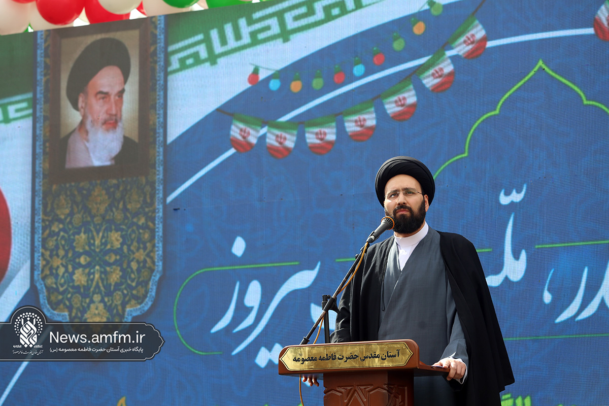 سخن از براندازی نظام اسلامی در قدوقواره ترامپ و نتانیاهو نیست سخن از براندازی نظام اسلامی در قدوقواره ترامپ و نتانیاهو نیست