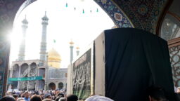 تشییع پیکر آیت‌الله مامقانی در حرم حضرت فاطمه معصومه(س)