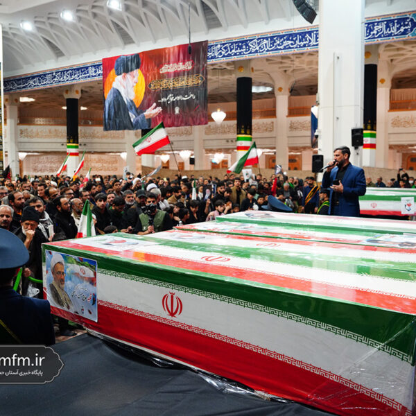 وداع با پیکر 11 شهید حملات آمریکایی صهیونی در حرم حضرت معصومه (س)
