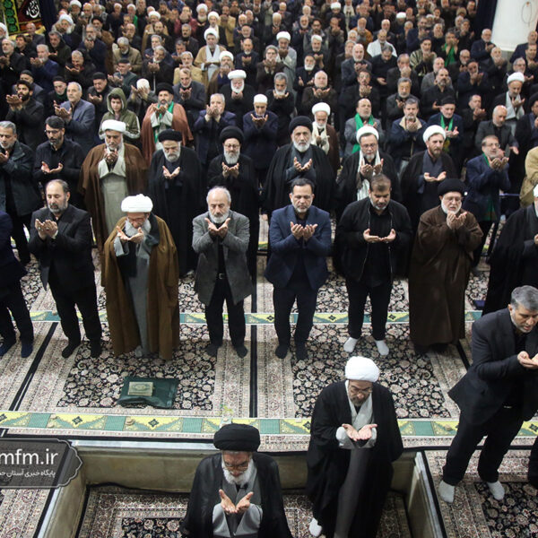 اقامه نمازجمعه یوم‌الله قدس به امامت آیت‌الله سعیدی